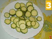 Tagliare le zucchine