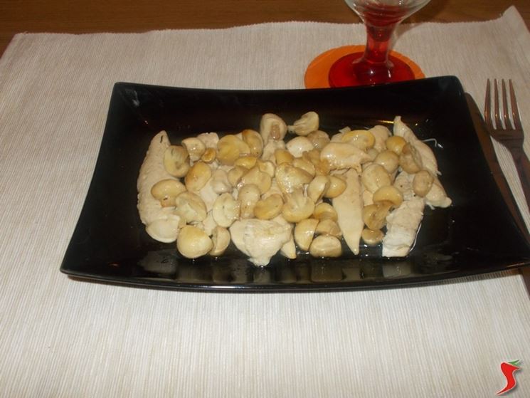 Straccetti di pollo ai funghi