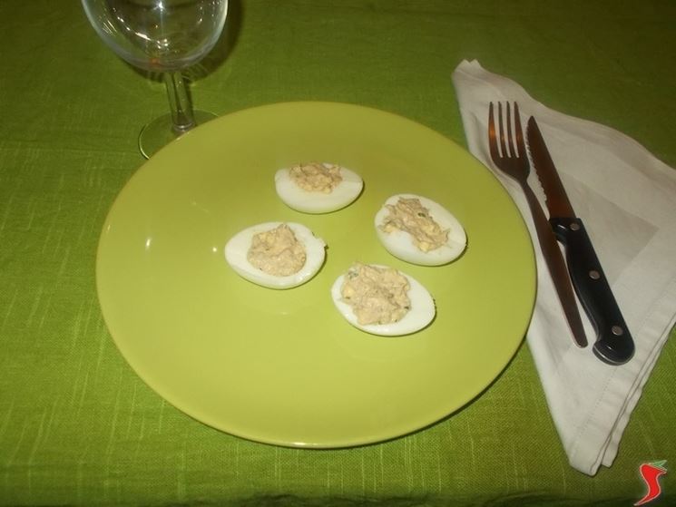 Le uova con il tonno