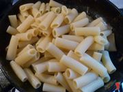 pasta in padella con crema di carciofi