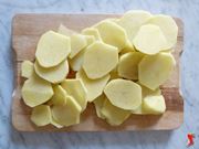 patate tagliate in forma circolare