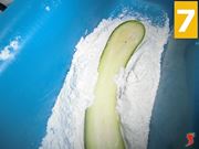 Impanare le zucchine