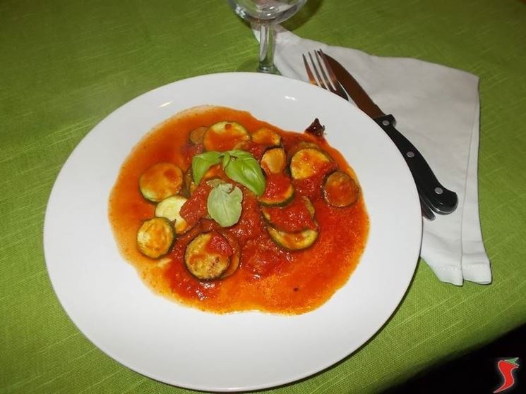 Le zucchine al pomodoro